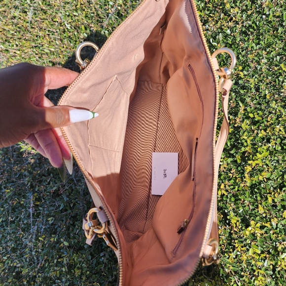 Pastel Pink Coach purse - Picture 6 of 6